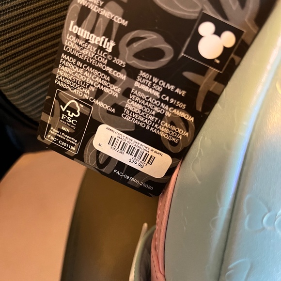 Minnie Mouse lace loungefly backpack and wallet - Picture 5 of 5